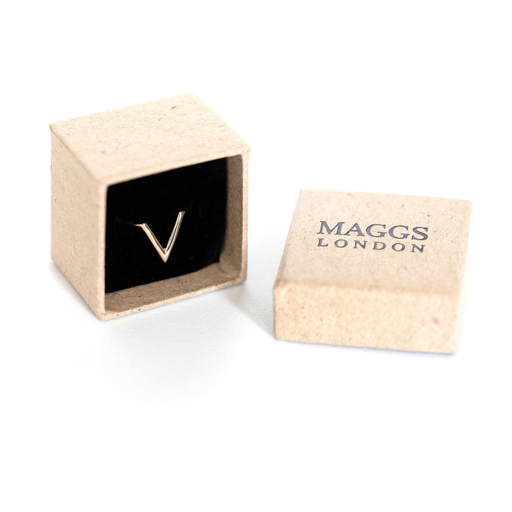 V - shape detail ring - Hannah Maggs Collection - Grace & Ashes