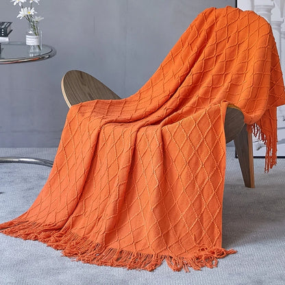 Chunky knit throw blanket with tassels