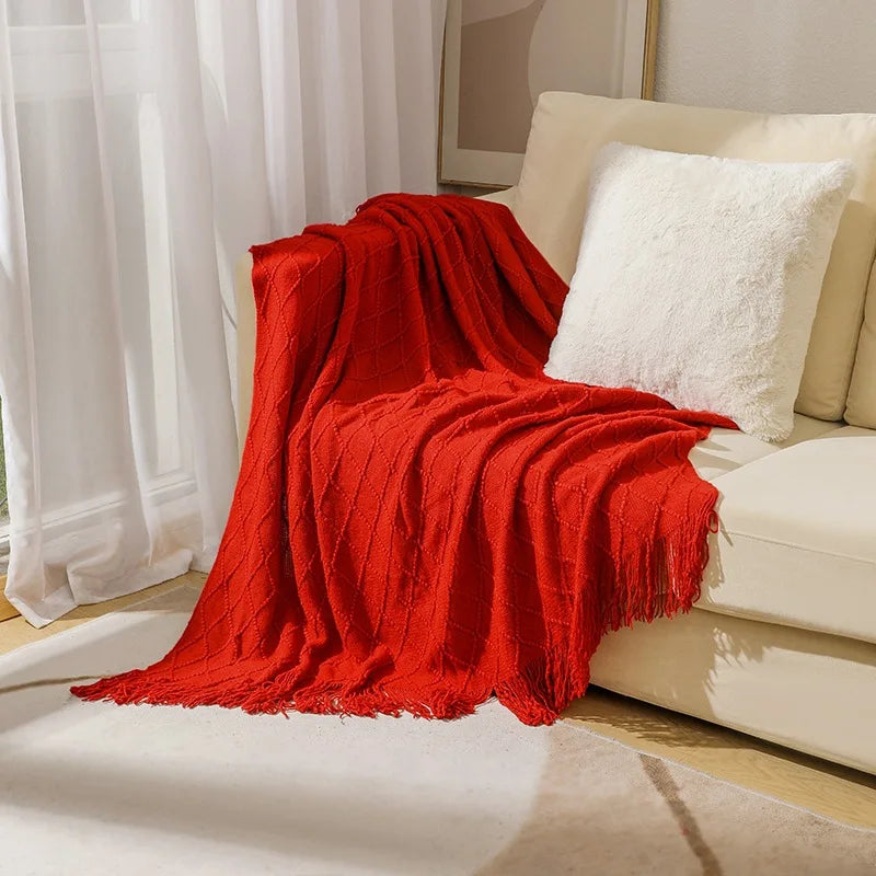 Chunky knit throw blanket with tassels