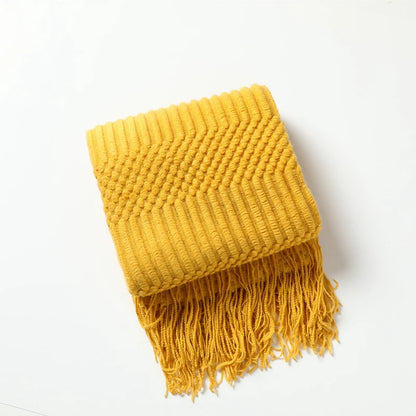 Chunky knit throw blanket with tassels