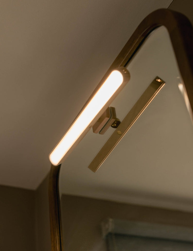 Rechargable Magnetic LED Light - Grace & Ashes