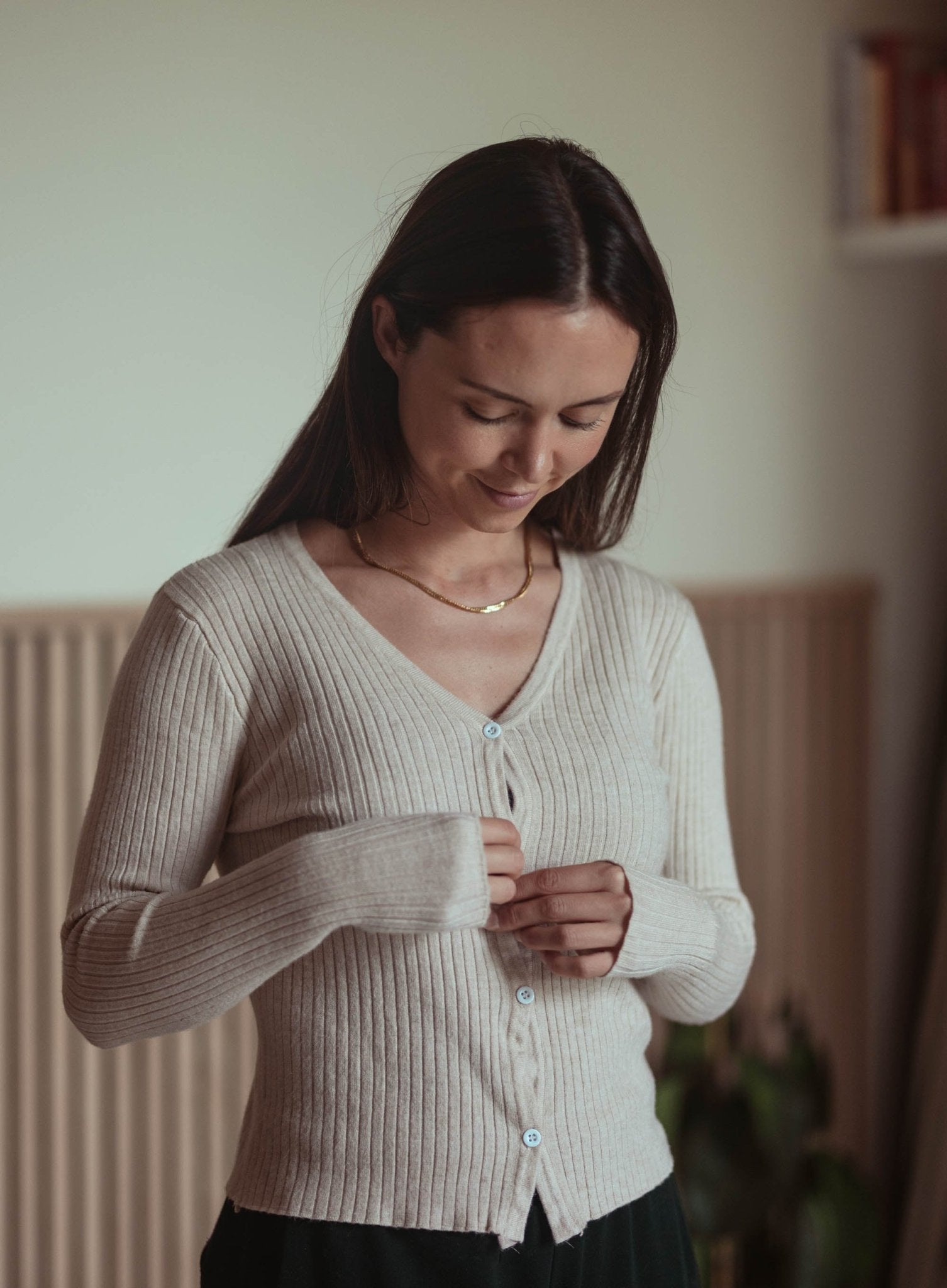 Slim V - neck Cardigan - Grace & Ashes