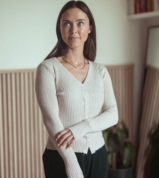 Slim V - neck Cardigan - Grace & Ashes