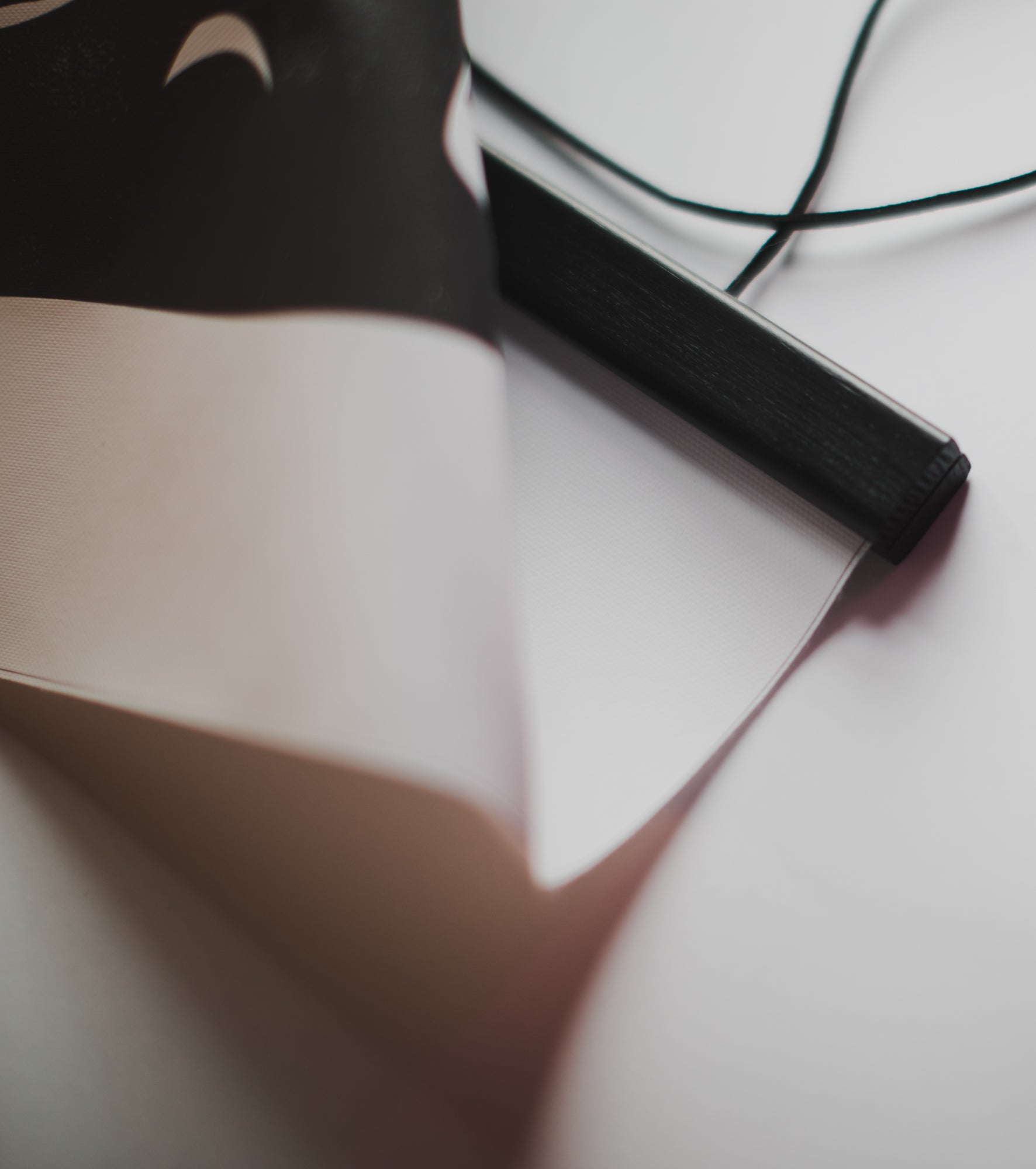 Magnetic frame in black 32cm (for A3) - Grace & Ashes