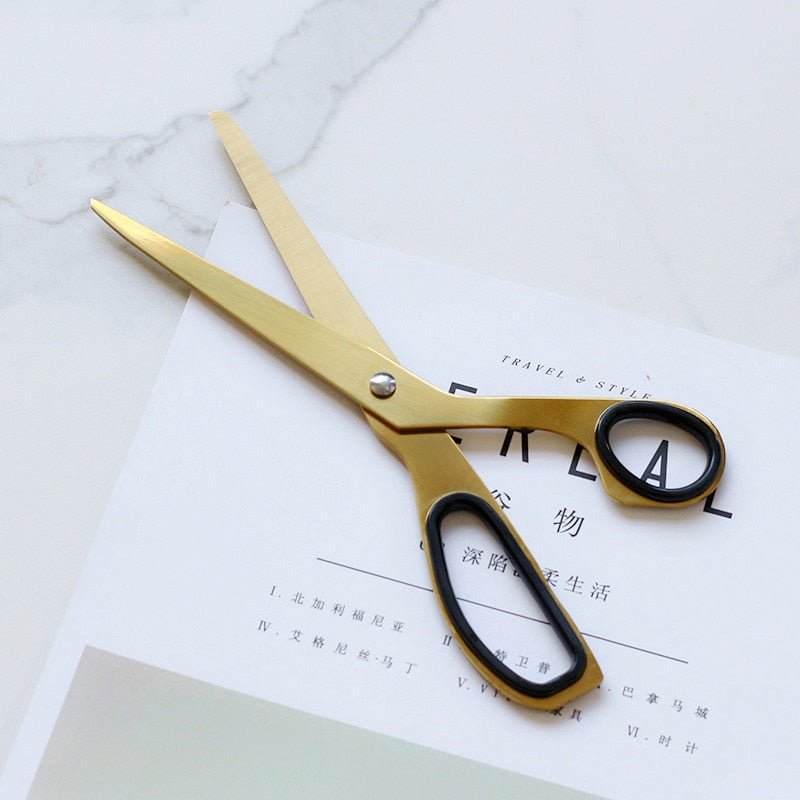 Minimal Brass Scissors - Grace & Ashes