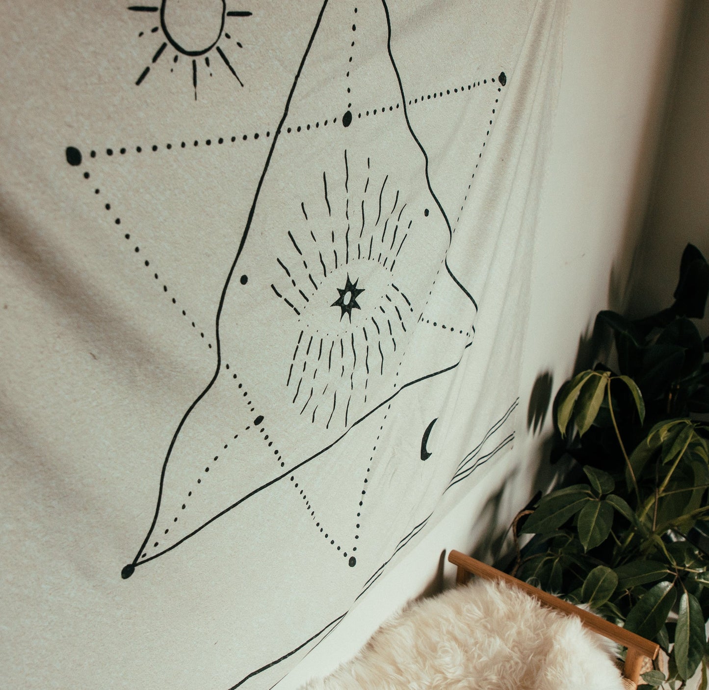 The sun burst the sky - Tapestry - Grace & Ashes