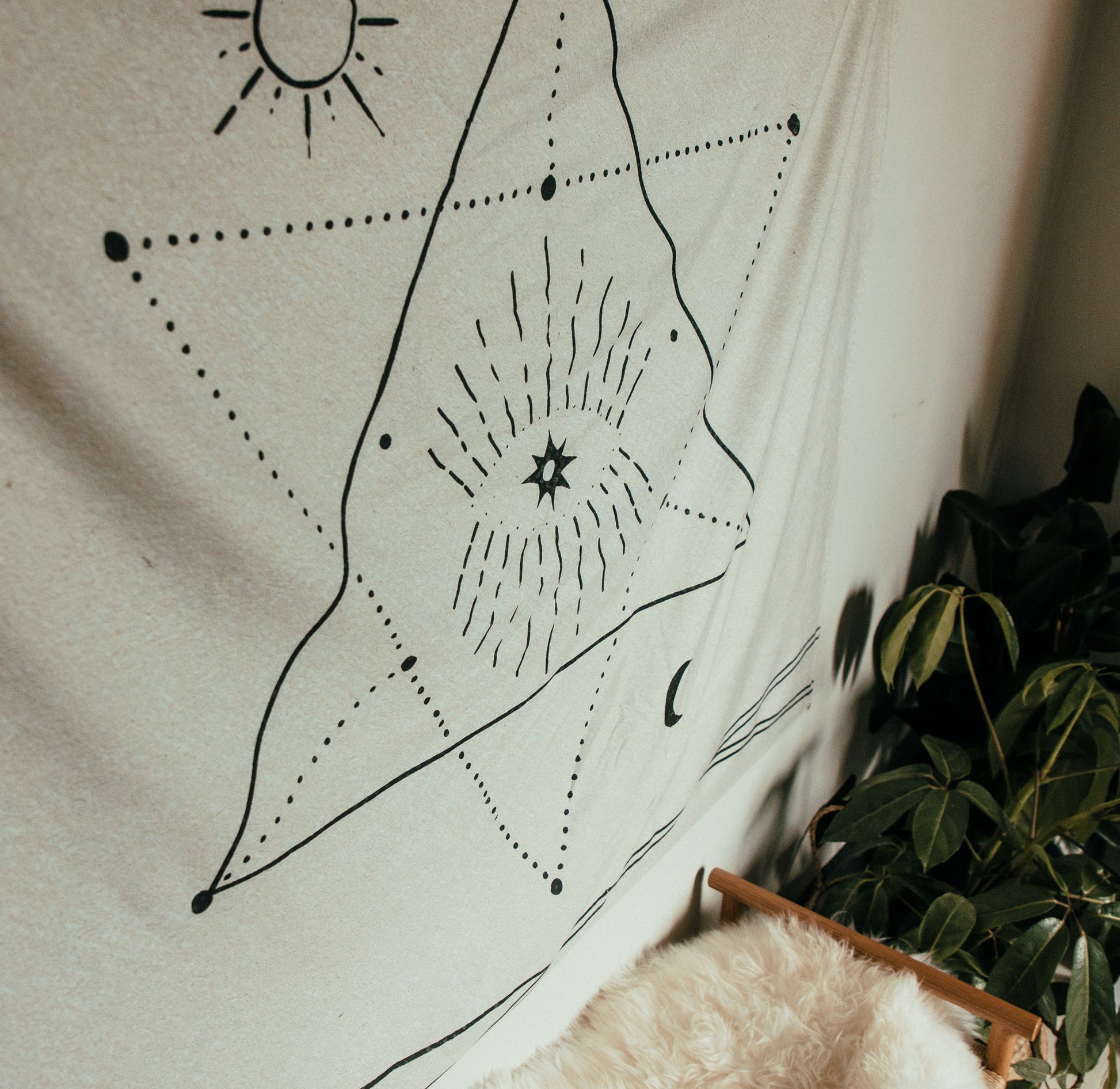 The sun burst the sky - Tapestry - Grace & Ashes