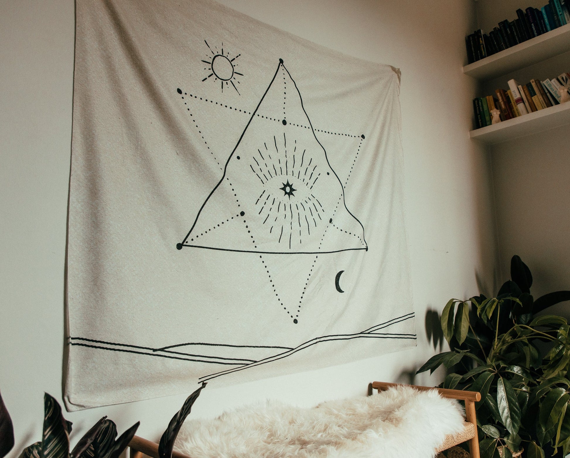 The sun burst the sky - Tapestry - Grace & Ashes